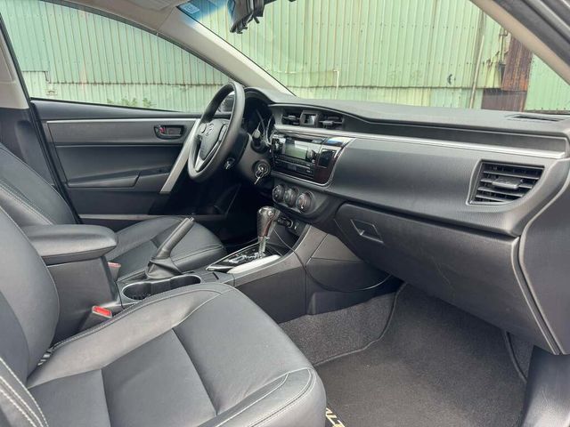 TOYOTA豐田 ALTIS  第8張相片