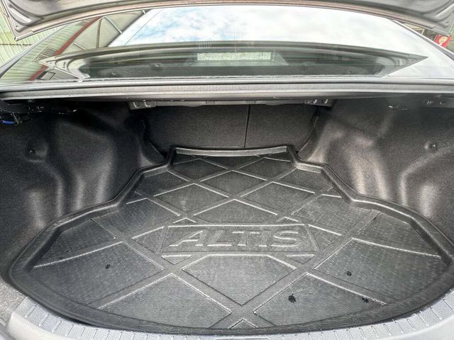 TOYOTA豐田 ALTIS  第12張相片