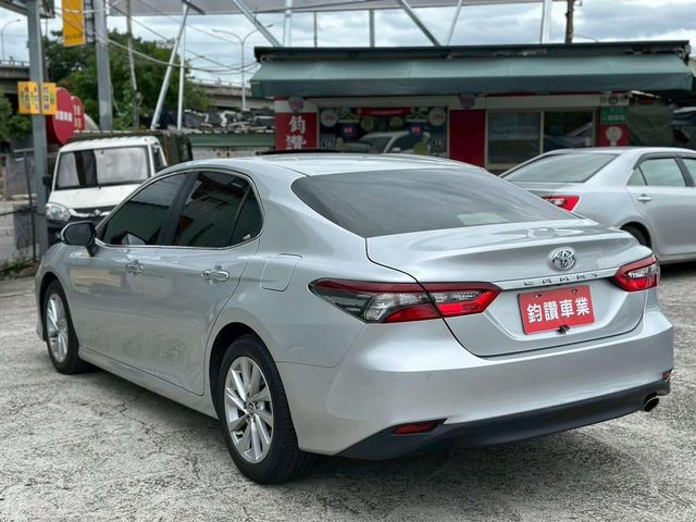 TOYOTA豐田 CAMRY  第4張相片