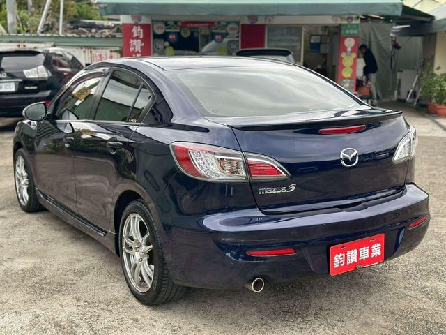 MAZDA馬自達 MAZDA 3  第4張相片