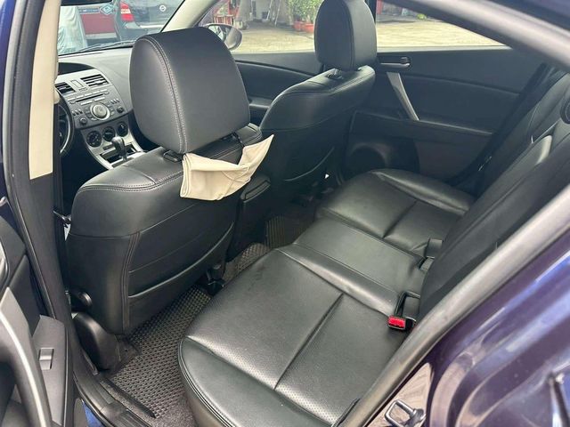 MAZDA馬自達 MAZDA 3  第9張相片