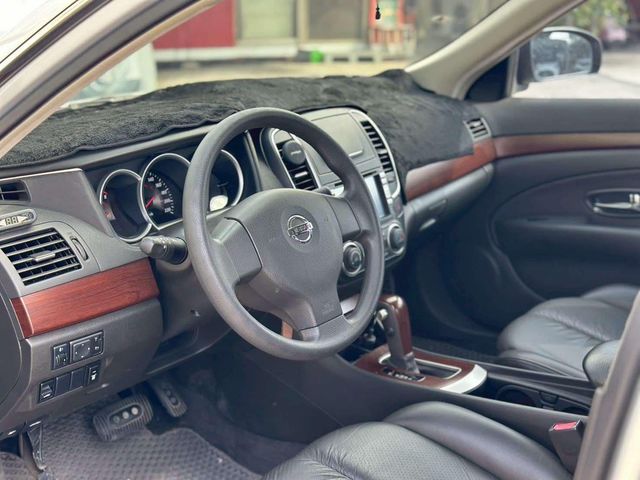 NISSAN日產 BLUEBIRD SYLPHY  第7張相片