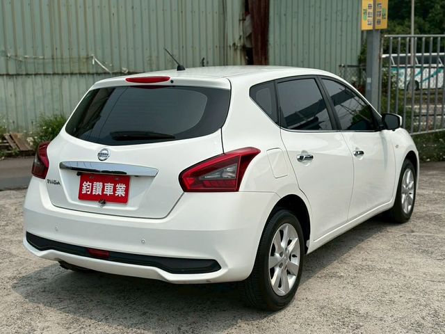 NISSAN日產 TIIDA  第5張相片
