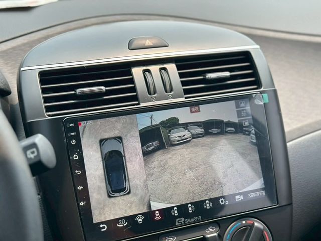 NISSAN日產 TIIDA  第8張相片