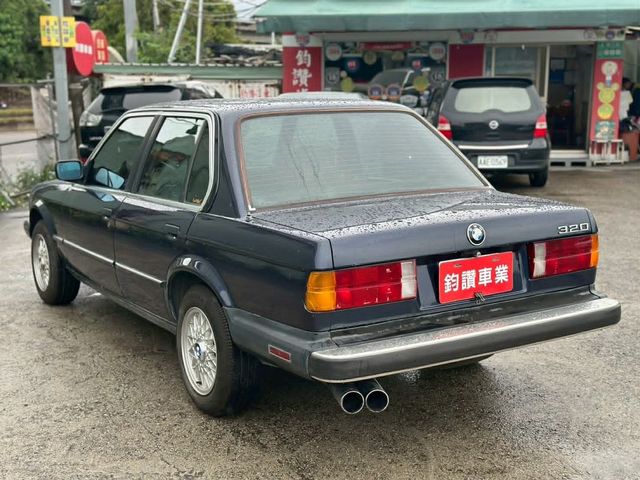 BMW寶馬 320I  第4張相片