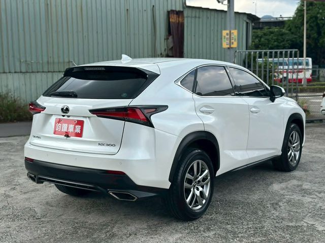 LEXUS凌志 NX300  第5張相片