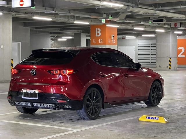 MAZDA馬自達 MAZDA 3  第11張相片