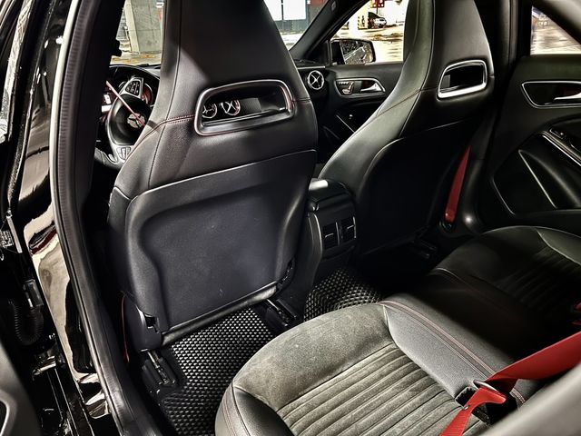 M-BENZ賓士 A250  第6張相片