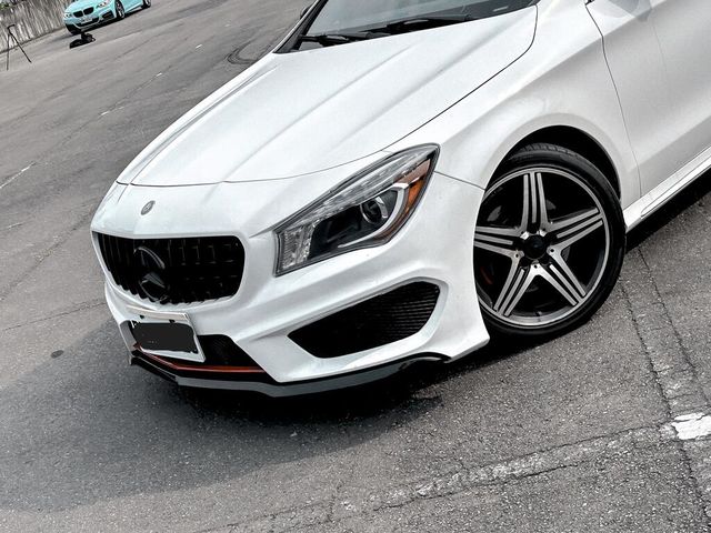 M-BENZ賓士 CLA250  第3張相片