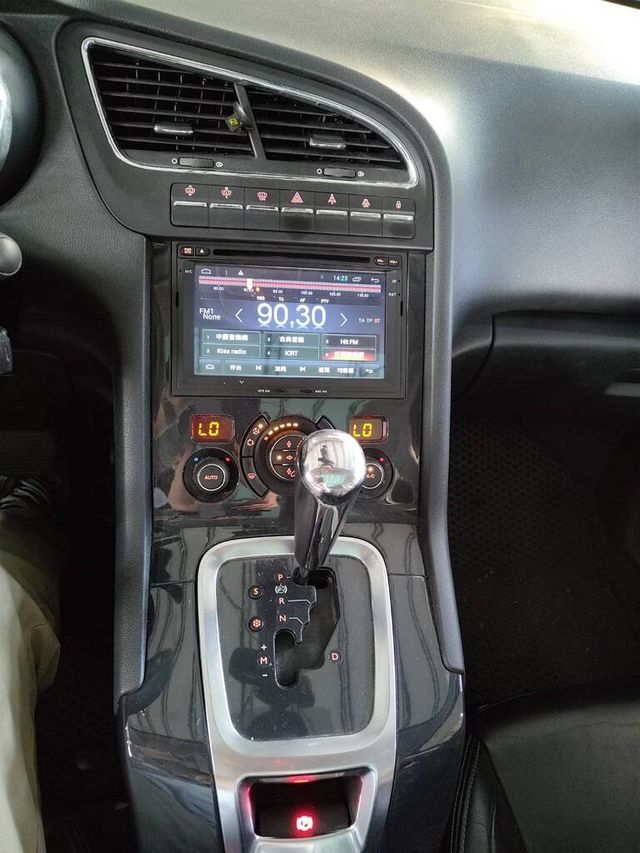PEUGEOT寶獅 5008  第15張相片