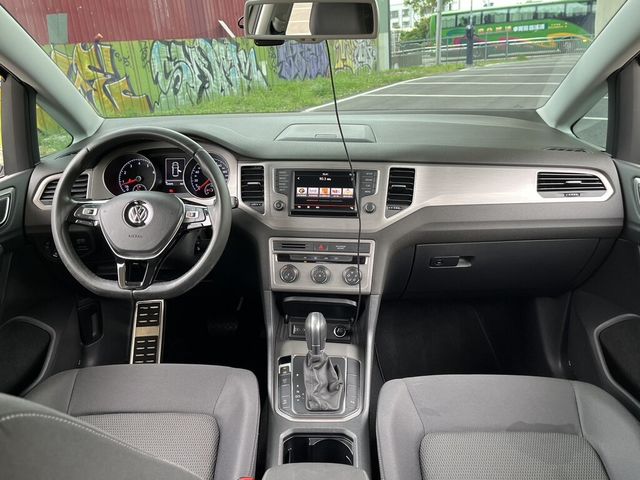 VOLKSWAGEN福斯 GOLF SPORTSVAN  第10張相片