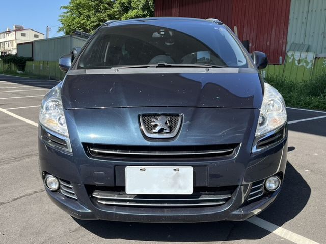 PEUGEOT寶獅 5008  第2張相片