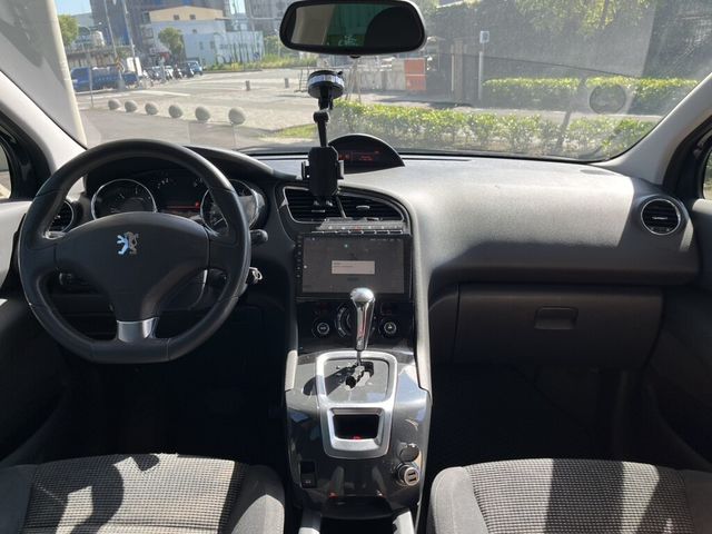 PEUGEOT寶獅 5008  第10張相片