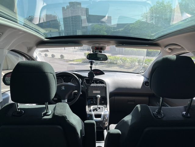 PEUGEOT寶獅 5008  第13張相片
