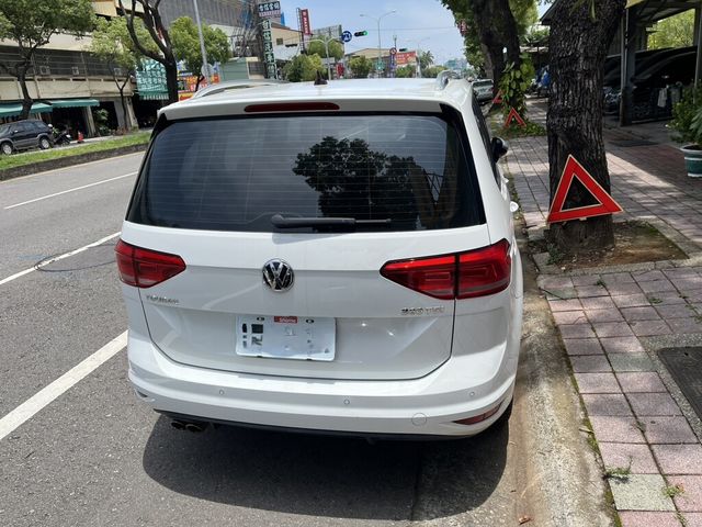 VOLKSWAGEN福斯 TOURAN  第4張相片