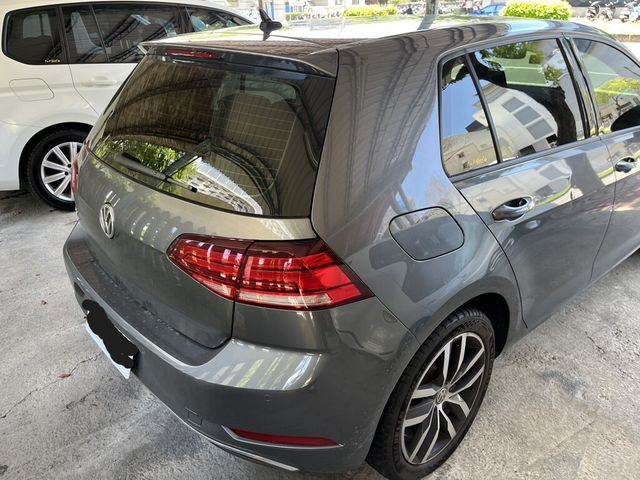 VOLKSWAGEN福斯 GOLF  第2張相片