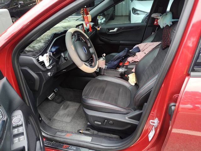FORD福特 KUGA  第2張相片