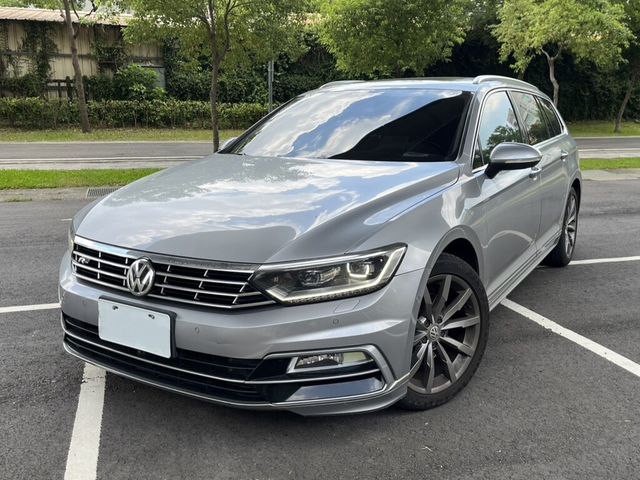 VOLKSWAGEN福斯 PASSAT VARIANT  第1張相片