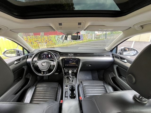 VOLKSWAGEN福斯 PASSAT VARIANT  第13張相片