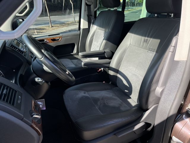 VOLKSWAGEN福斯 T5 MULTIVAN  第9張相片