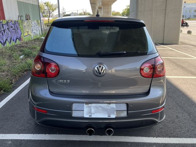 VOLKSWAGEN福斯 GOLF R32  第5張相片