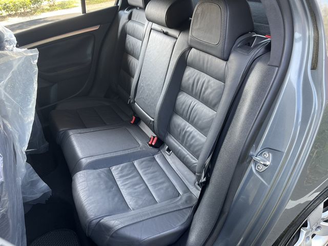 VOLKSWAGEN福斯 GOLF R32  第12張相片