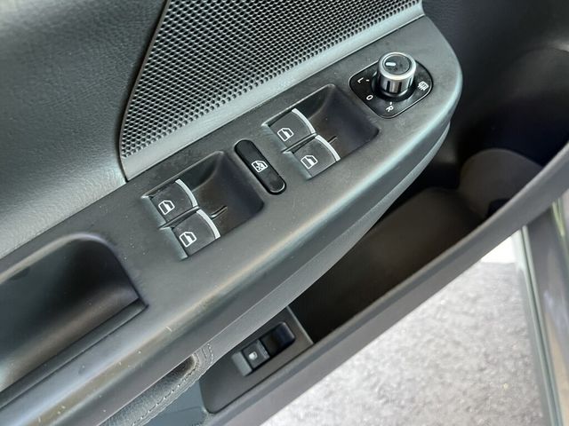 VOLKSWAGEN福斯 GOLF R32  第15張相片