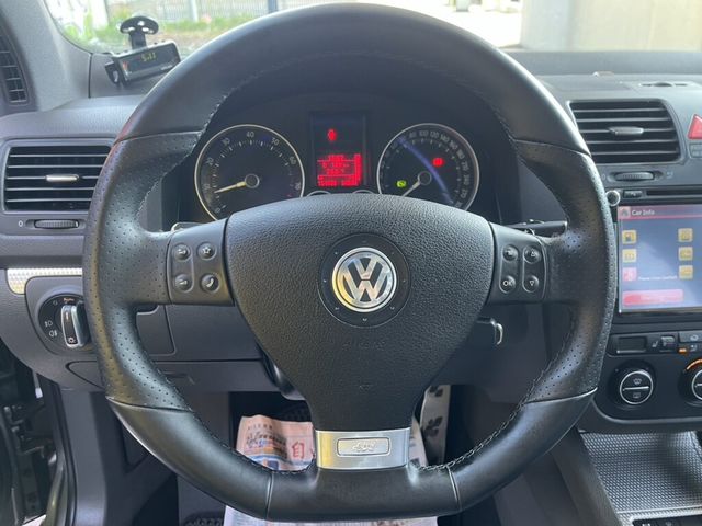 VOLKSWAGEN福斯 GOLF R32  第16張相片