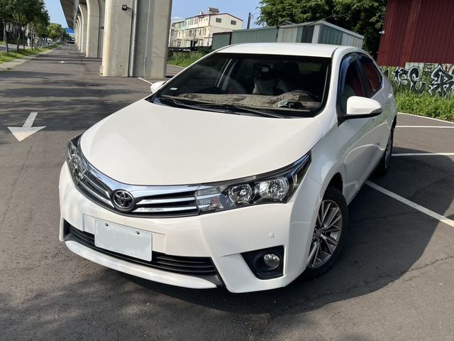 TOYOTA豐田 ALTIS  第1張相片
