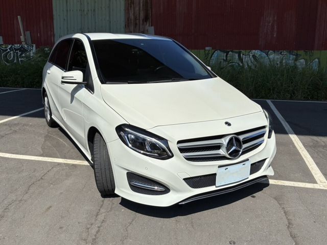 M-BENZ賓士 B180  第3張相片