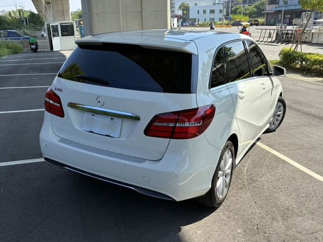 M-BENZ賓士 B180  第4張相片