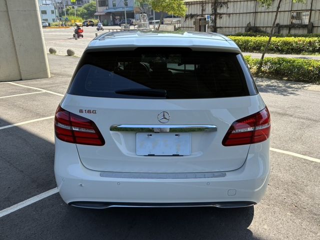 M-BENZ賓士 B180  第5張相片