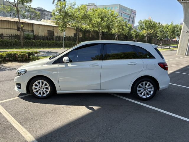 M-BENZ賓士 B180  第8張相片