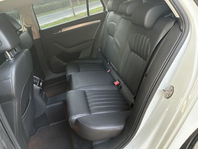 SKODA司科達 SUPERB COMBI  第12張相片