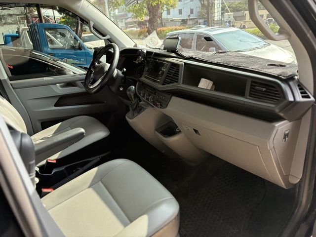 VOLKSWAGEN福斯 T6 CARAVELLE  第5張相片