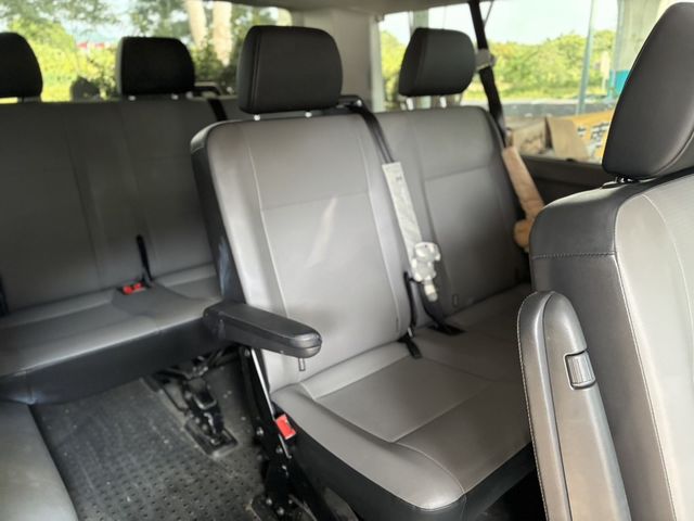 VOLKSWAGEN福斯 T6 CARAVELLE  第8張相片