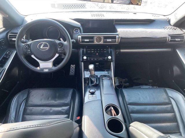 LEXUS凌志 IS 300  第9張相片