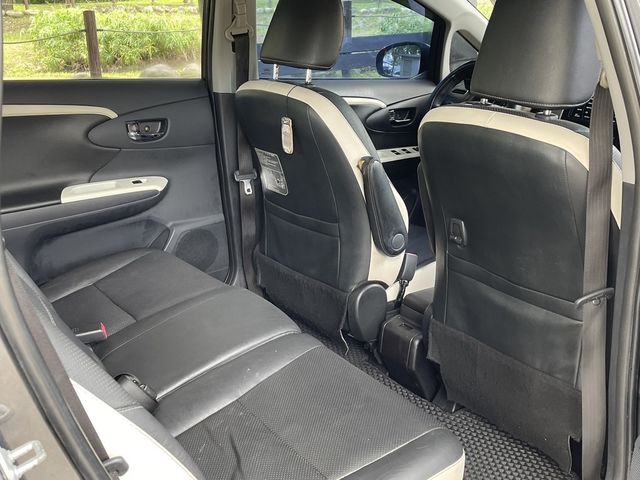 TOYOTA豐田 WISH  第11張相片