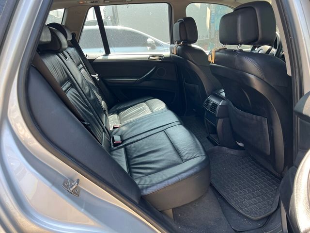 BMW寶馬 X5 XDRIVE35I  第7張相片