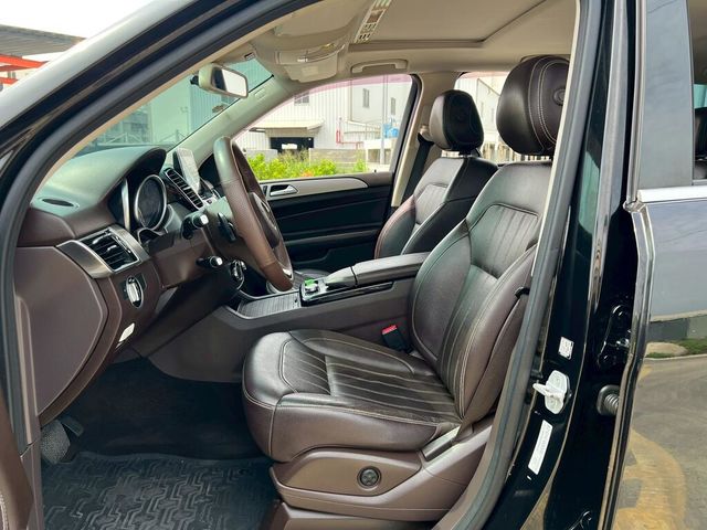M-BENZ賓士 GLE350D  第5張相片