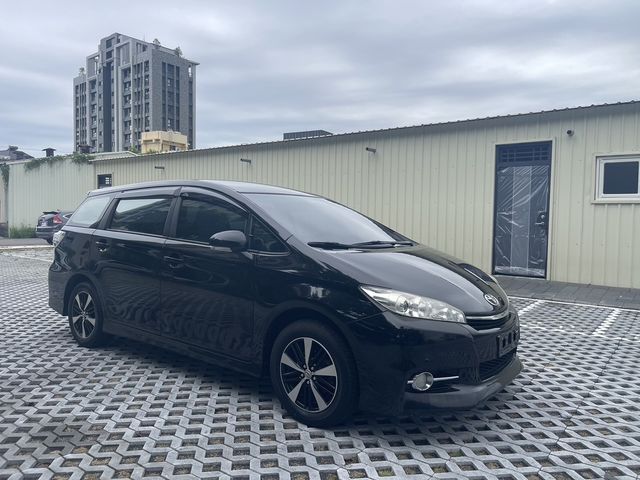 TOYOTA豐田 WISH  第4張相片
