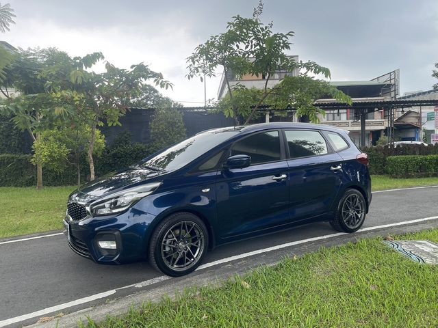 KIA起亞 CARENS  第1張相片