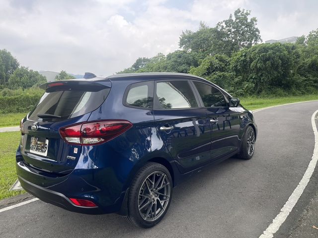 KIA起亞 CARENS  第4張相片