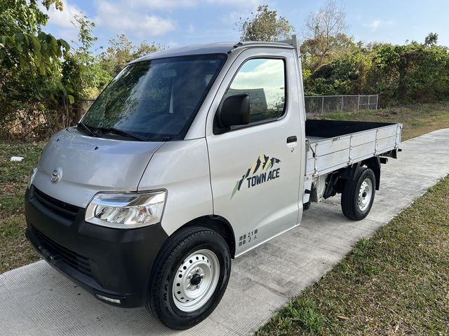 TOYOTA豐田 TOWN ACE  第1張相片