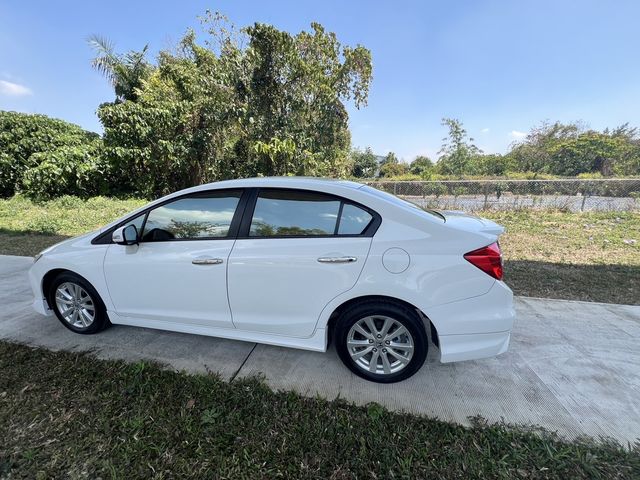 HONDA本田 CIVIC  第2張相片