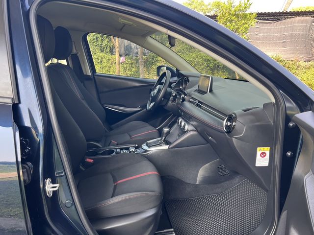 MAZDA馬自達 MAZDA 2  第5張相片