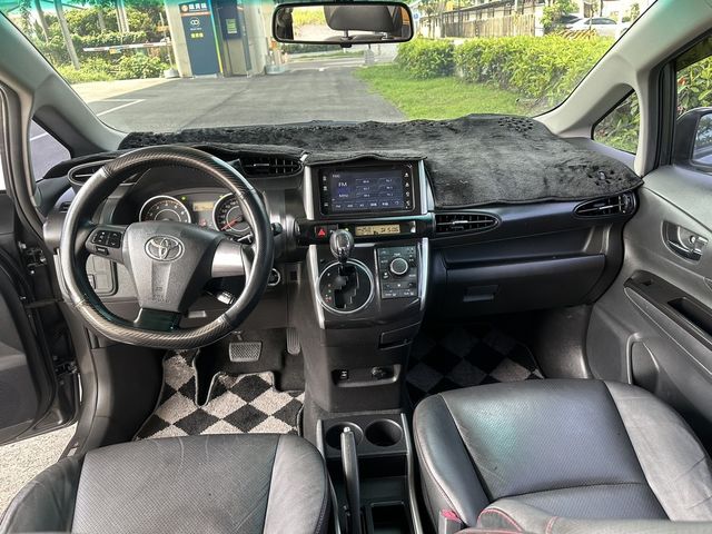 TOYOTA豐田 WISH  第8張相片