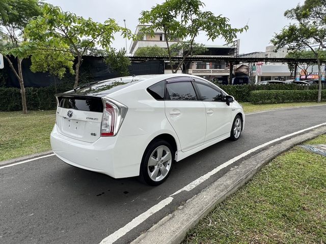 TOYOTA豐田 PRIUS  第4張相片