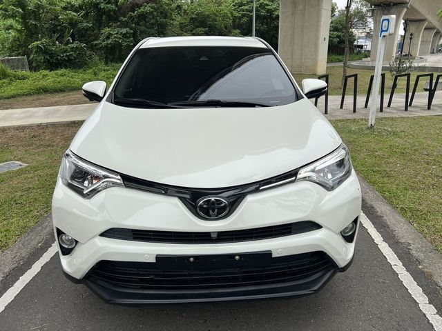 TOYOTA豐田 RAV4  第3張相片
