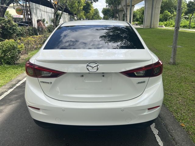 MAZDA馬自達 MAZDA 3  第3張相片